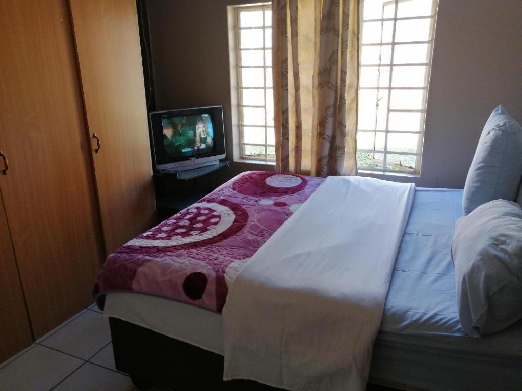 Kaste Guesthouse Tzaneen Extérieur photo
